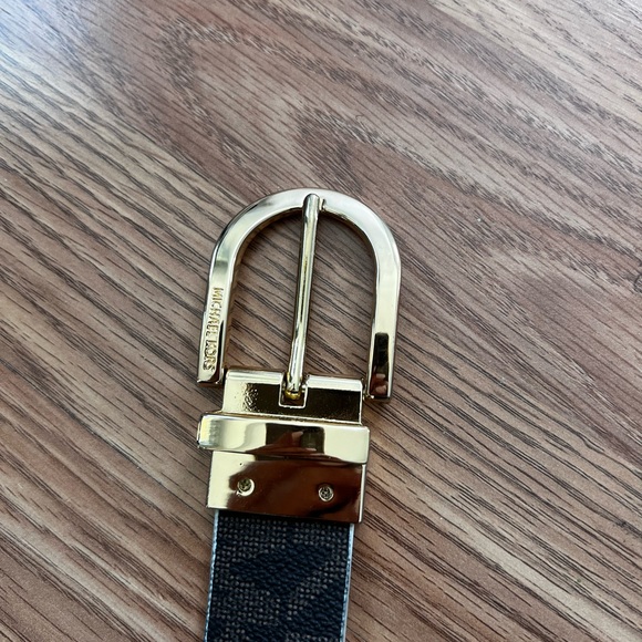 MICHAEL KORS reversible belt for Women - Picture 3 of 4